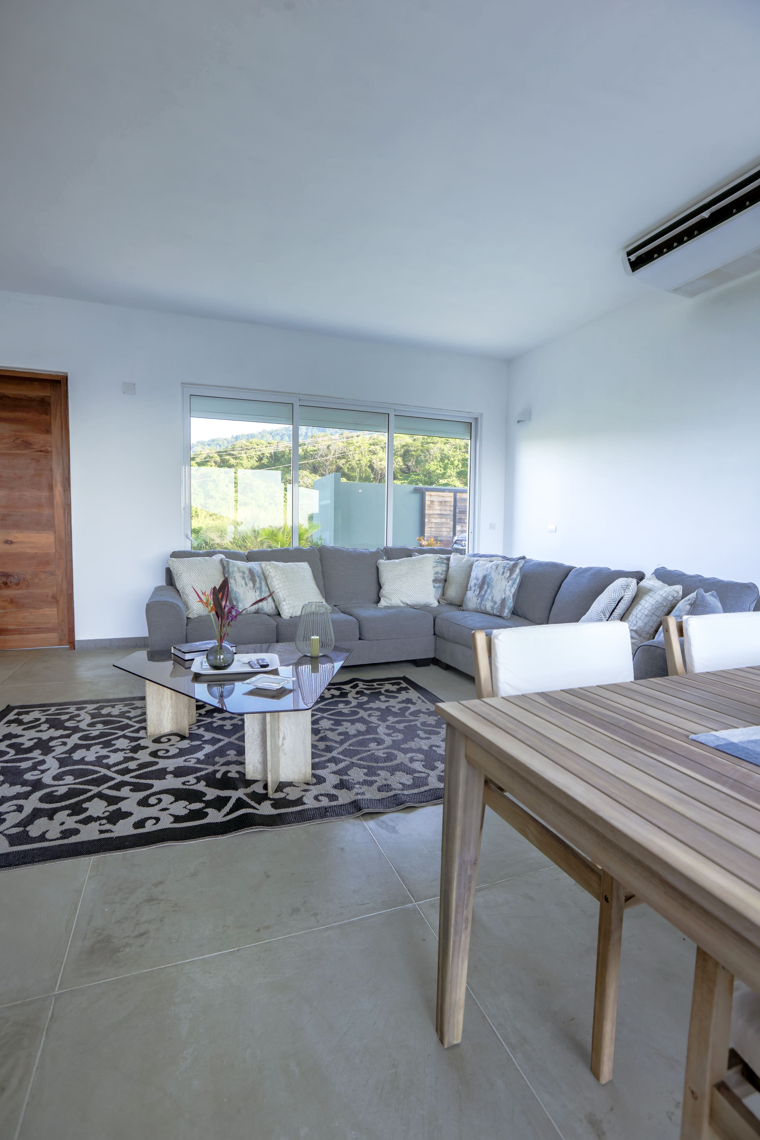 Villa vacacional en alquiler en Venezuela - Edo. La Guaira - La Sabana - Villa 541 - 42